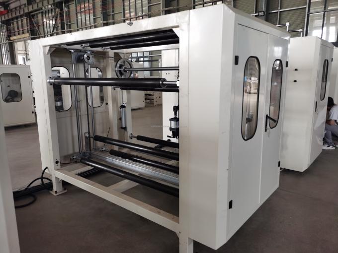 সুন্দর নকশা ডট টু ডট ল্যামিনেশন এমবসিং রান্নাঘর তোয়ালে কাগজ Rewinding মেশিন 6